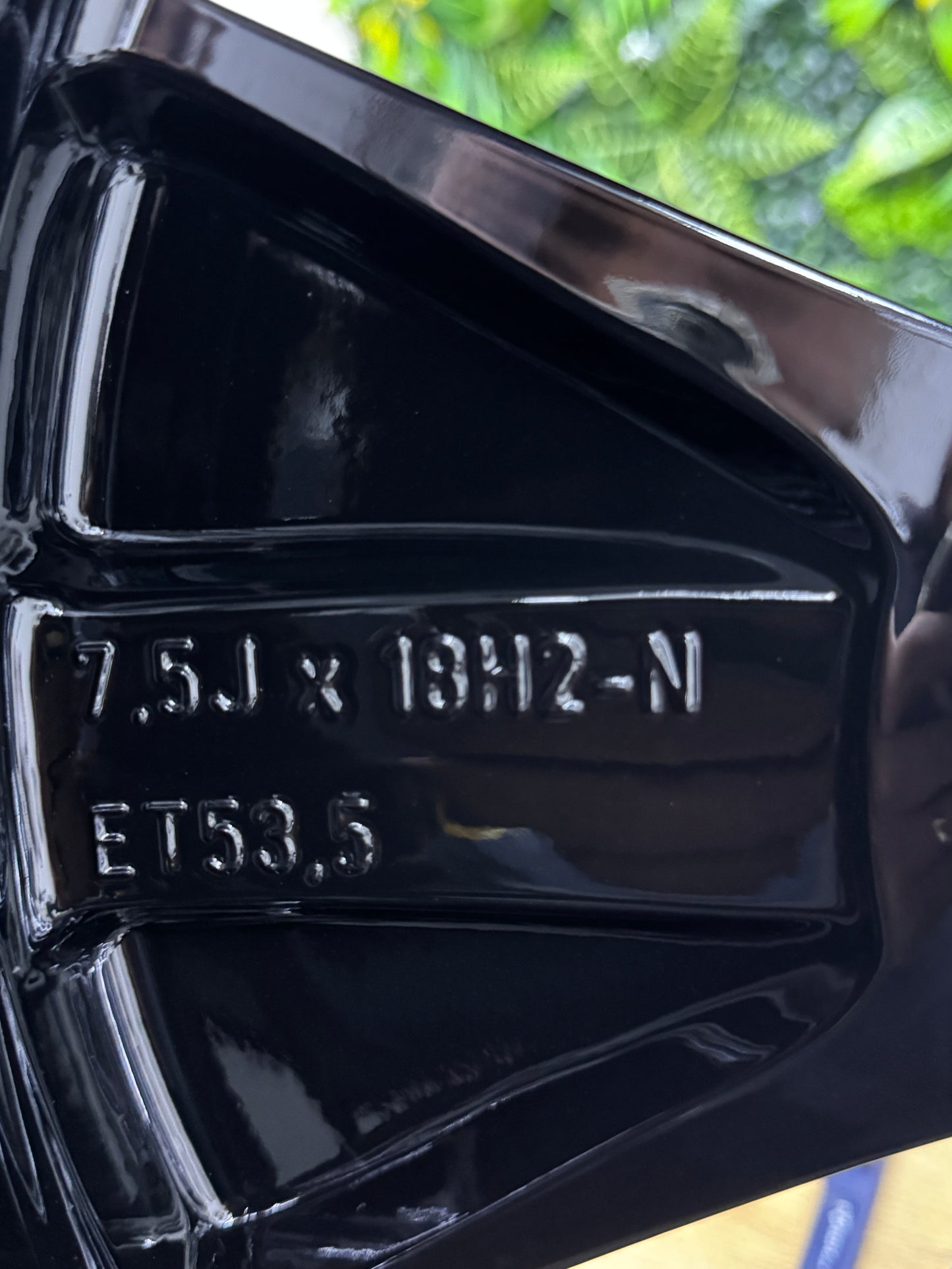 1x NEU Mercedes Felge 7,5x18 EQA EQB A2434010100 schwarz