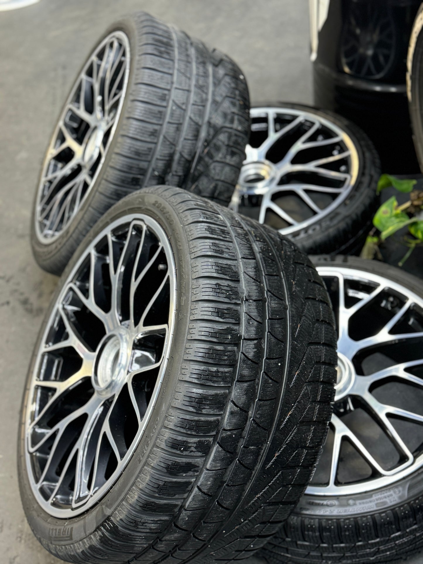 Satz Porsche 911 991 Turbo GTS Felgen 20 Zoll Zentralverschluss