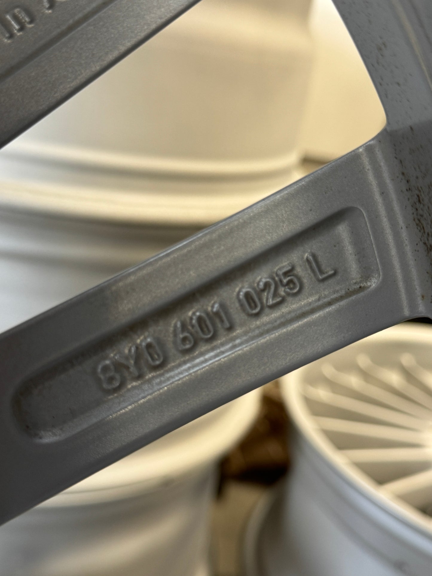 Satz original Audi Winterräder A3 S3 17" 205/50 R17
