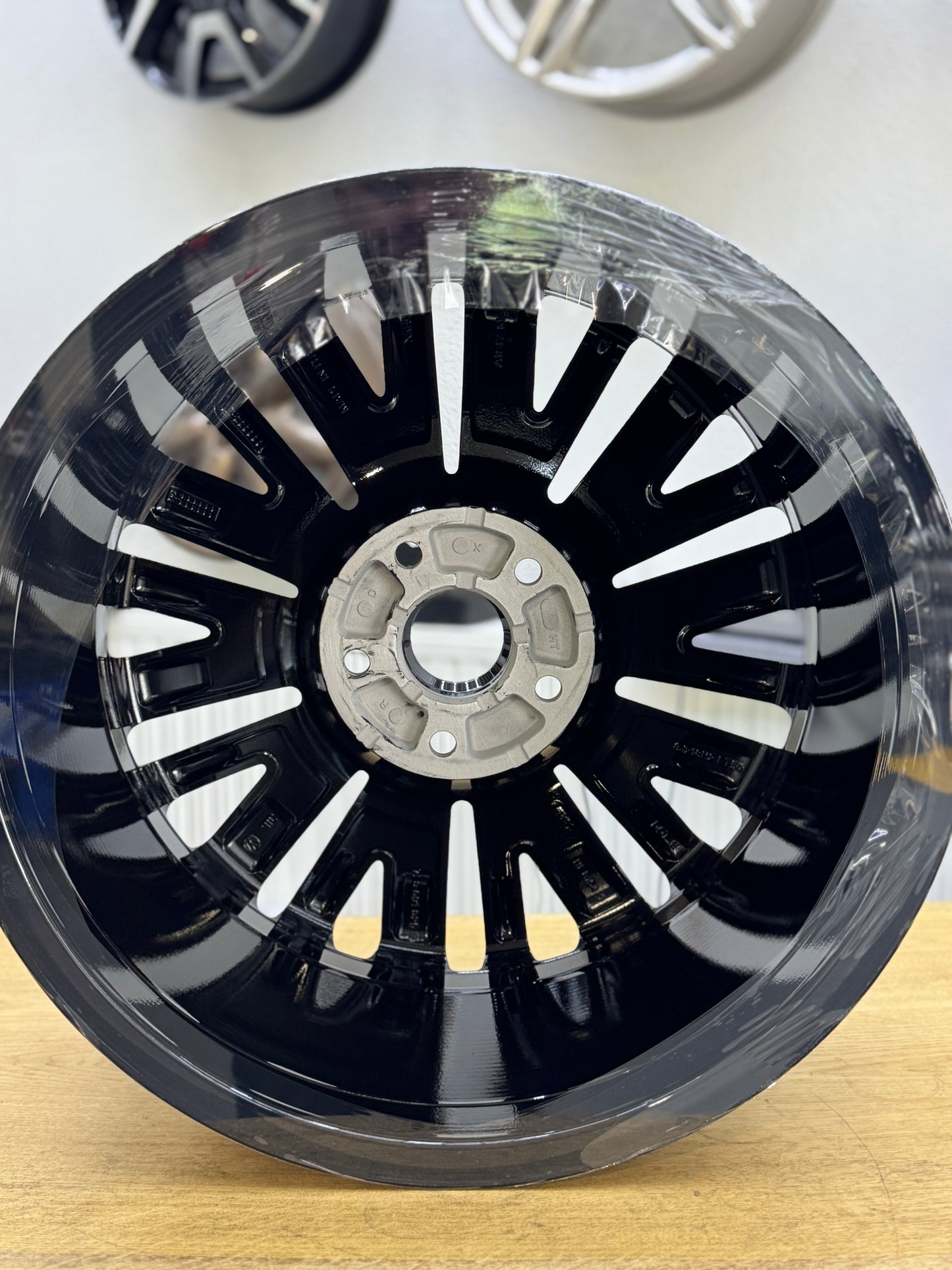 1x W T5 T6 T6.1 Bulli Multivan Felge Palmerston 7E0601025S 18" NEU