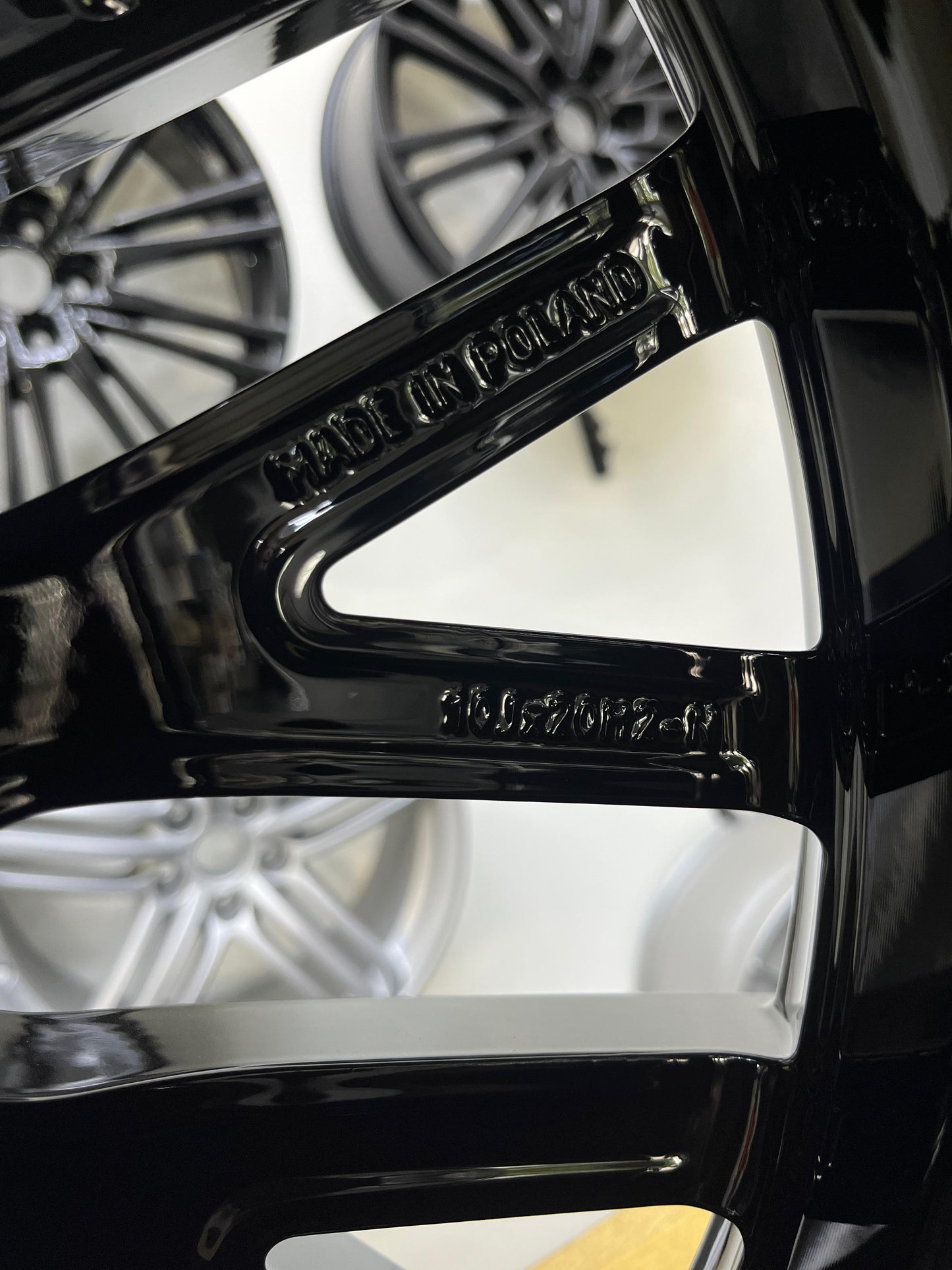 1x NEU Mercedes S-Klasse AMG Felge 10 x 22 Zoll A2234013900 schwarz