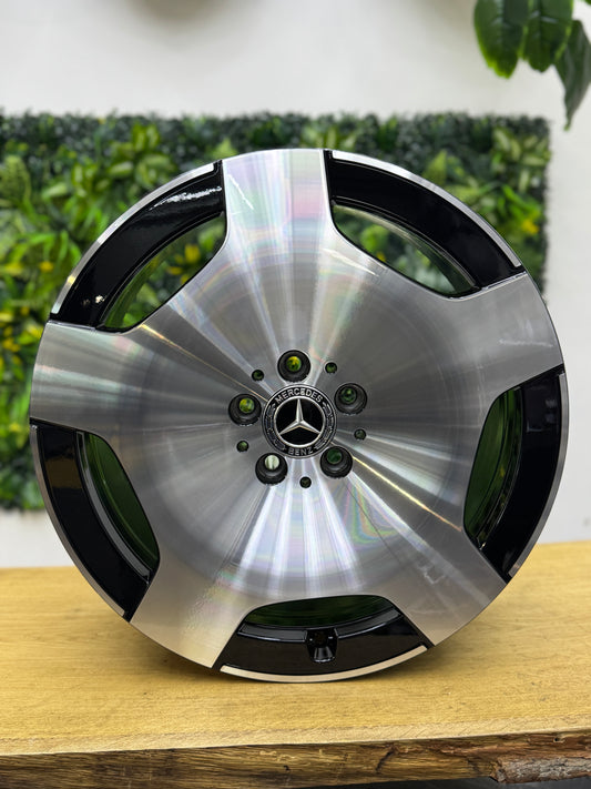 1x Neu 19 Zoll AMG Felge V-Klasse W447 schwarz AMG A4474018400