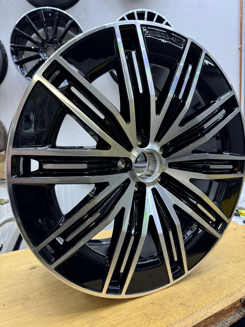 1x Mercedes EQE AMG Alufelge 9,5x21 ET41,5 W294 A2944011200