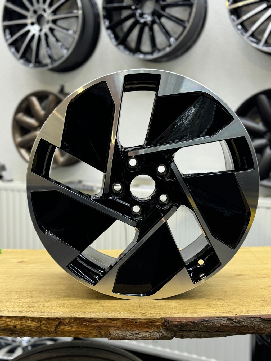 VW ID.3 2021 7,5 x 18" Felge 10A601025G AXP41478