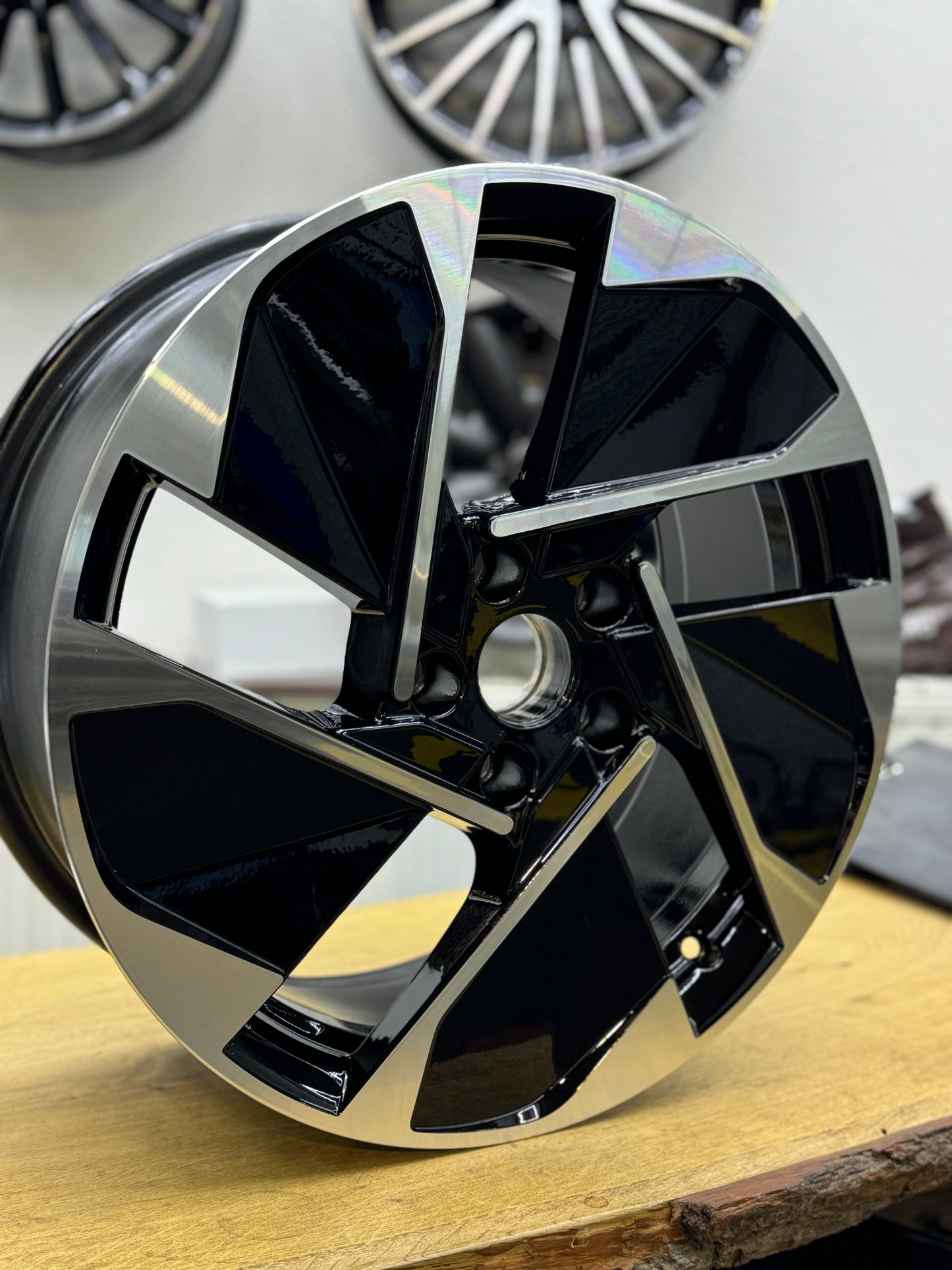 VW ID.3 2021 7,5 x 18" Felge 10A601025G AXP41478