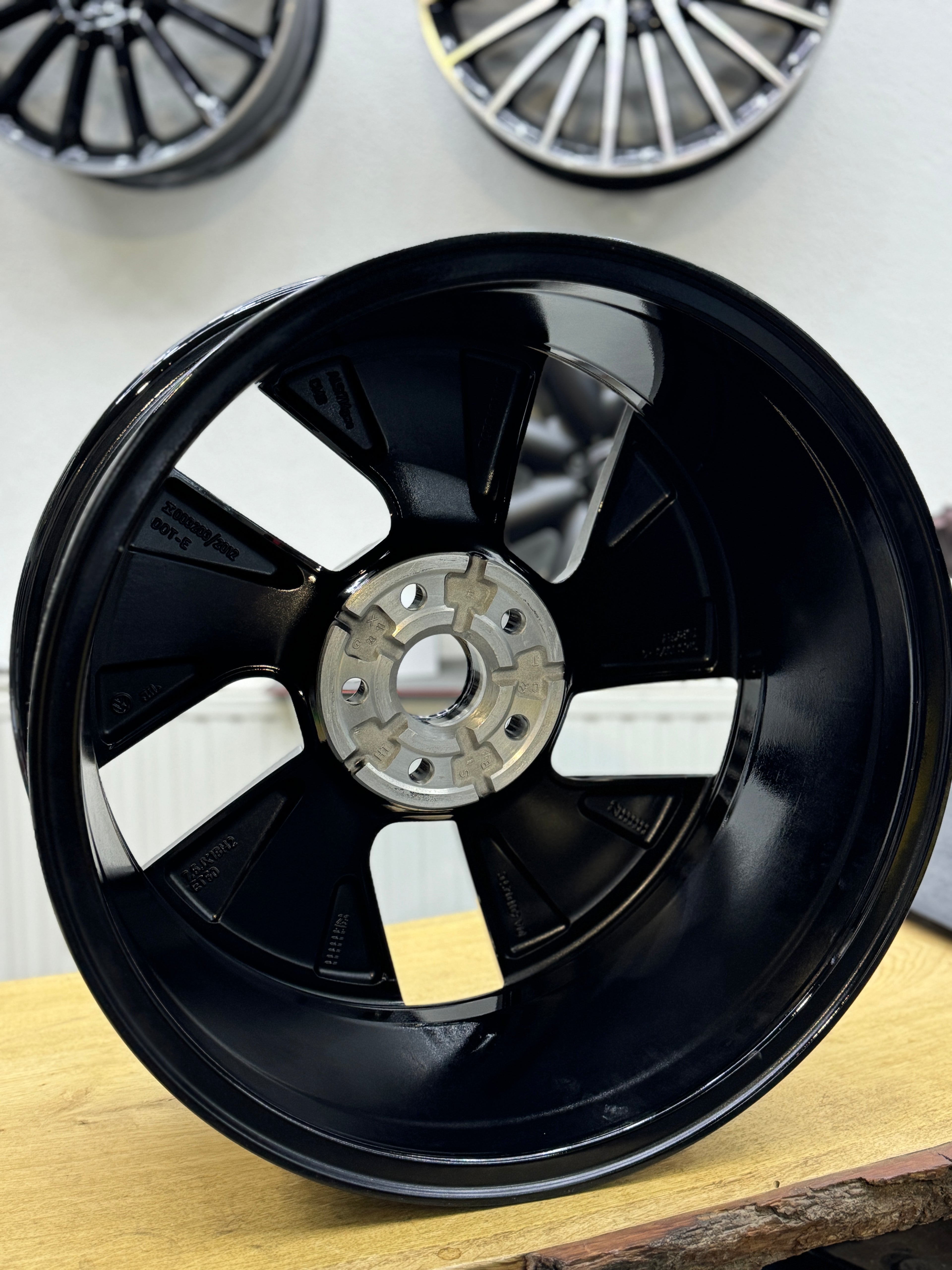 VW ID.3 2021 7,5 x 18" Felge 10A601025G AXP41478