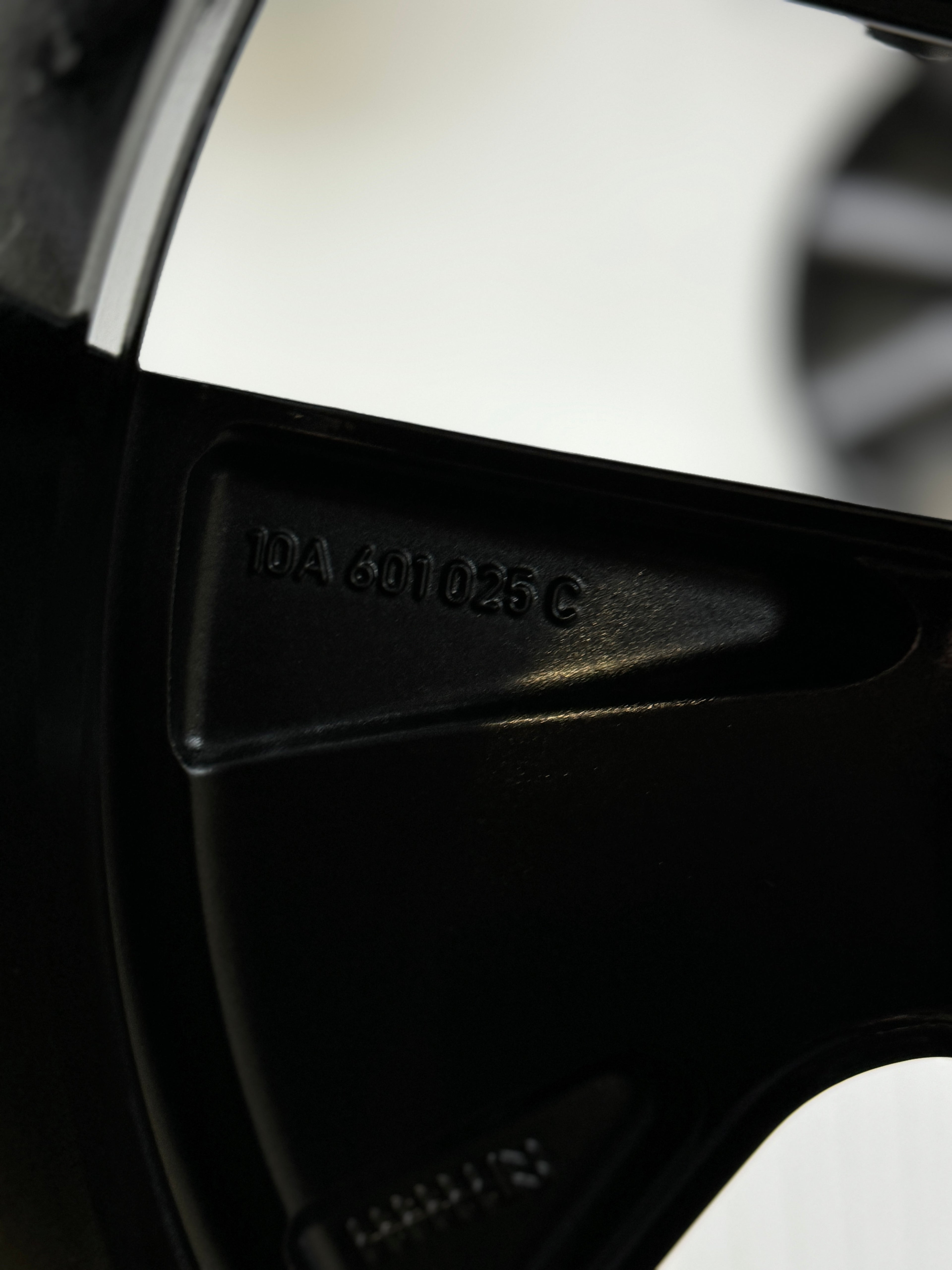 VW ID.3 2021 7,5 x 18" Felge 10A601025G AXP41478