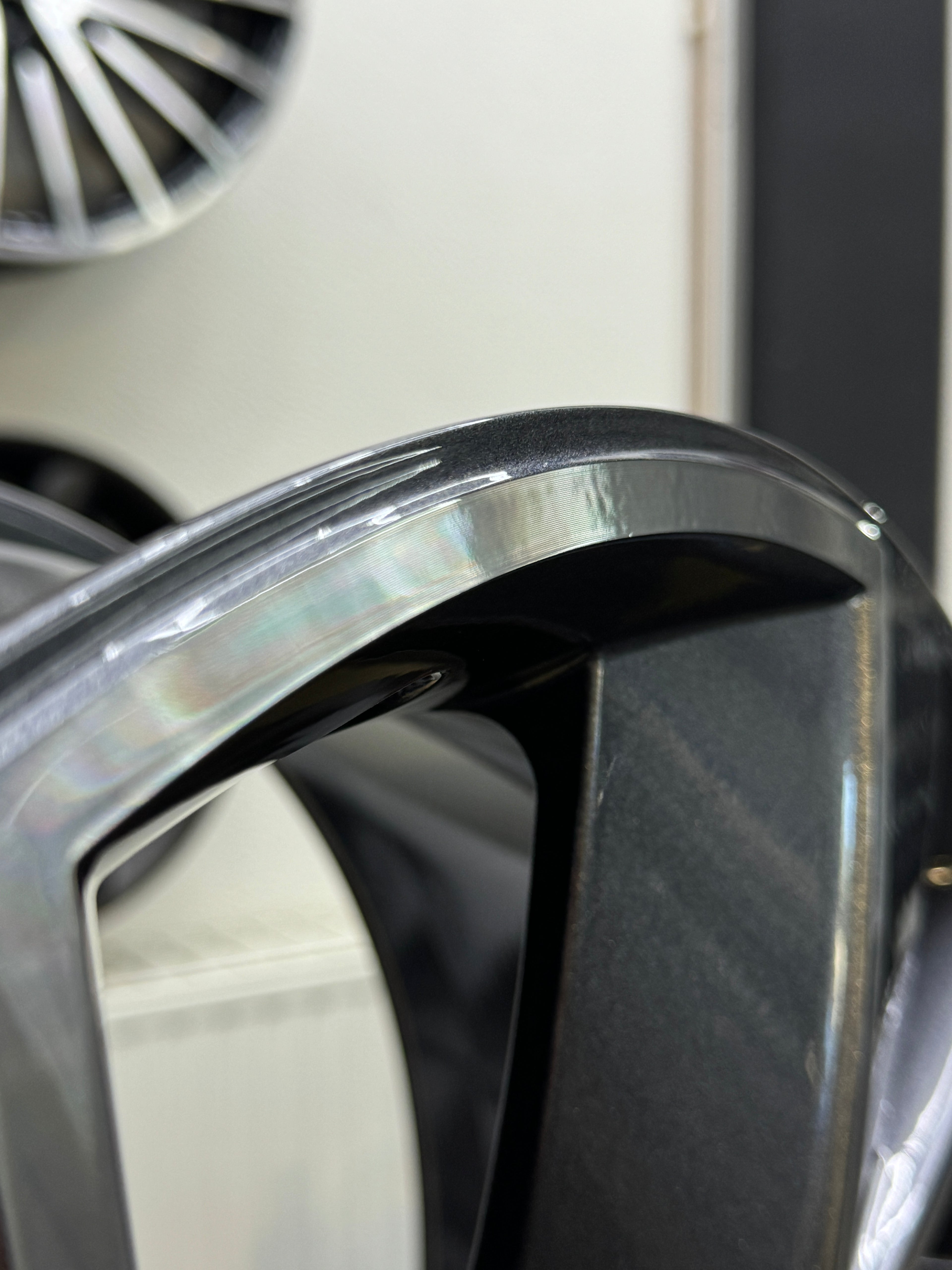 1x Original Alufelge Skoda KODIAQ 7x19 ET43 565601025M grau