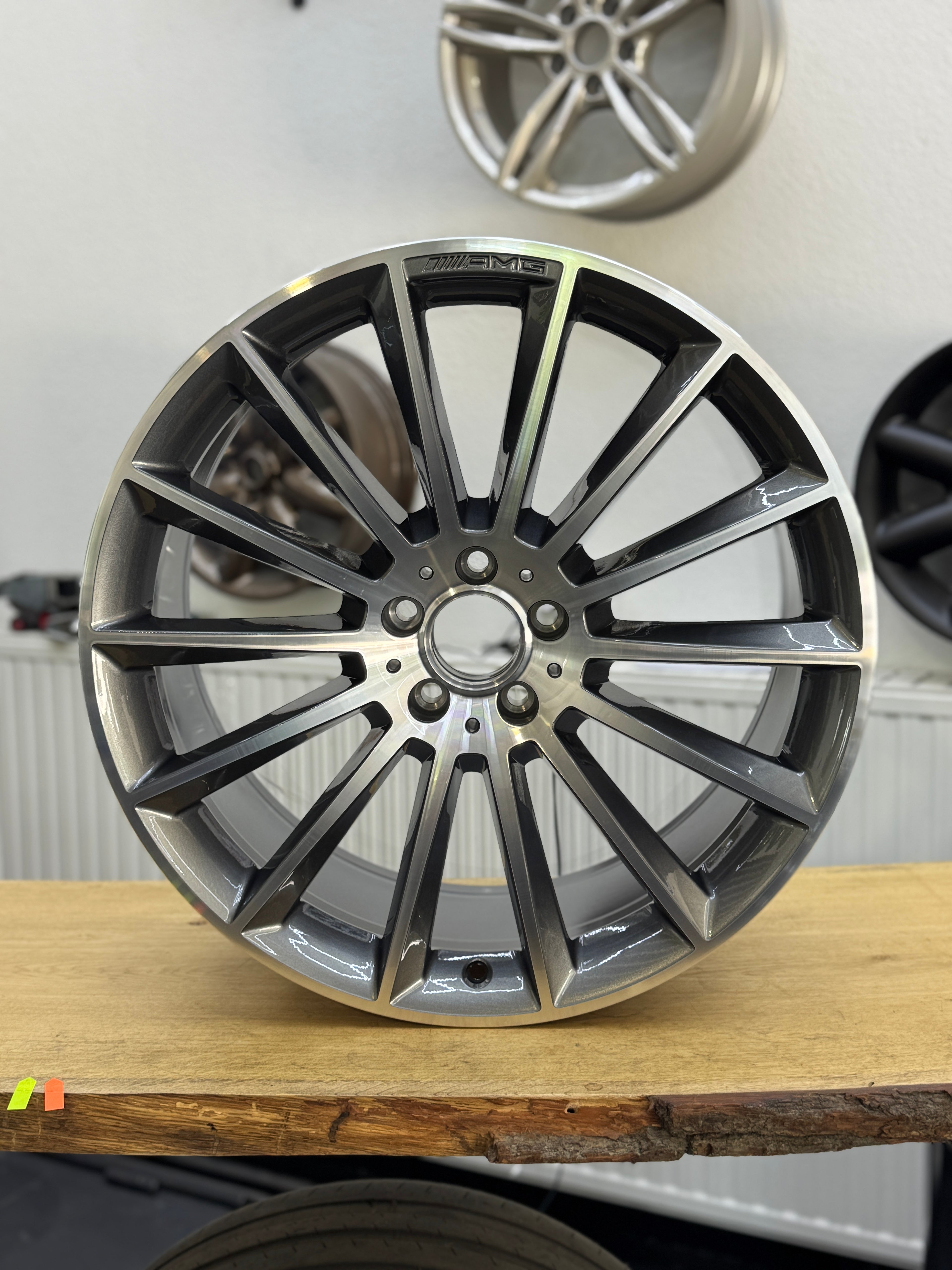 Mercedes GLE AMG Felge 10 x 21 Zoll W167 A1674013400 grau