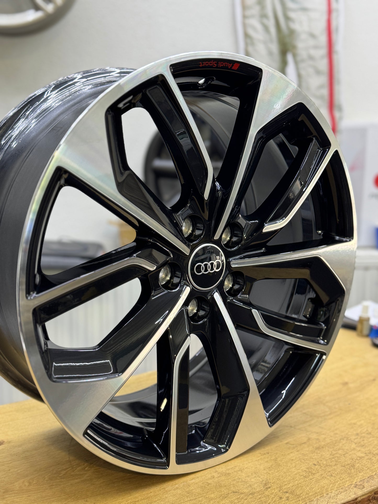 1x Audi A3 S3 8Y 19" Zoll Felge 8Y0601025CS NEU