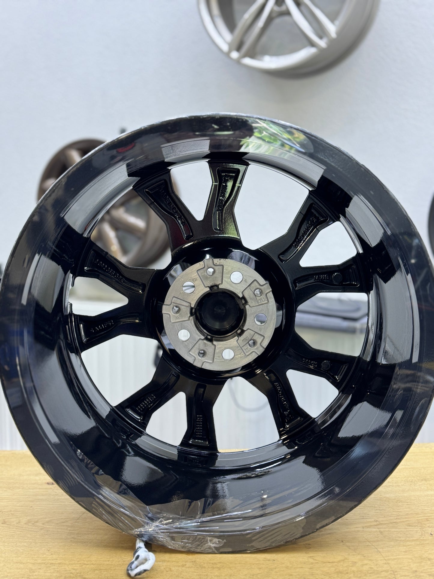 1x Alufelge M Performance Y-Speiche 553 8092355 F40 F44 18" NEU