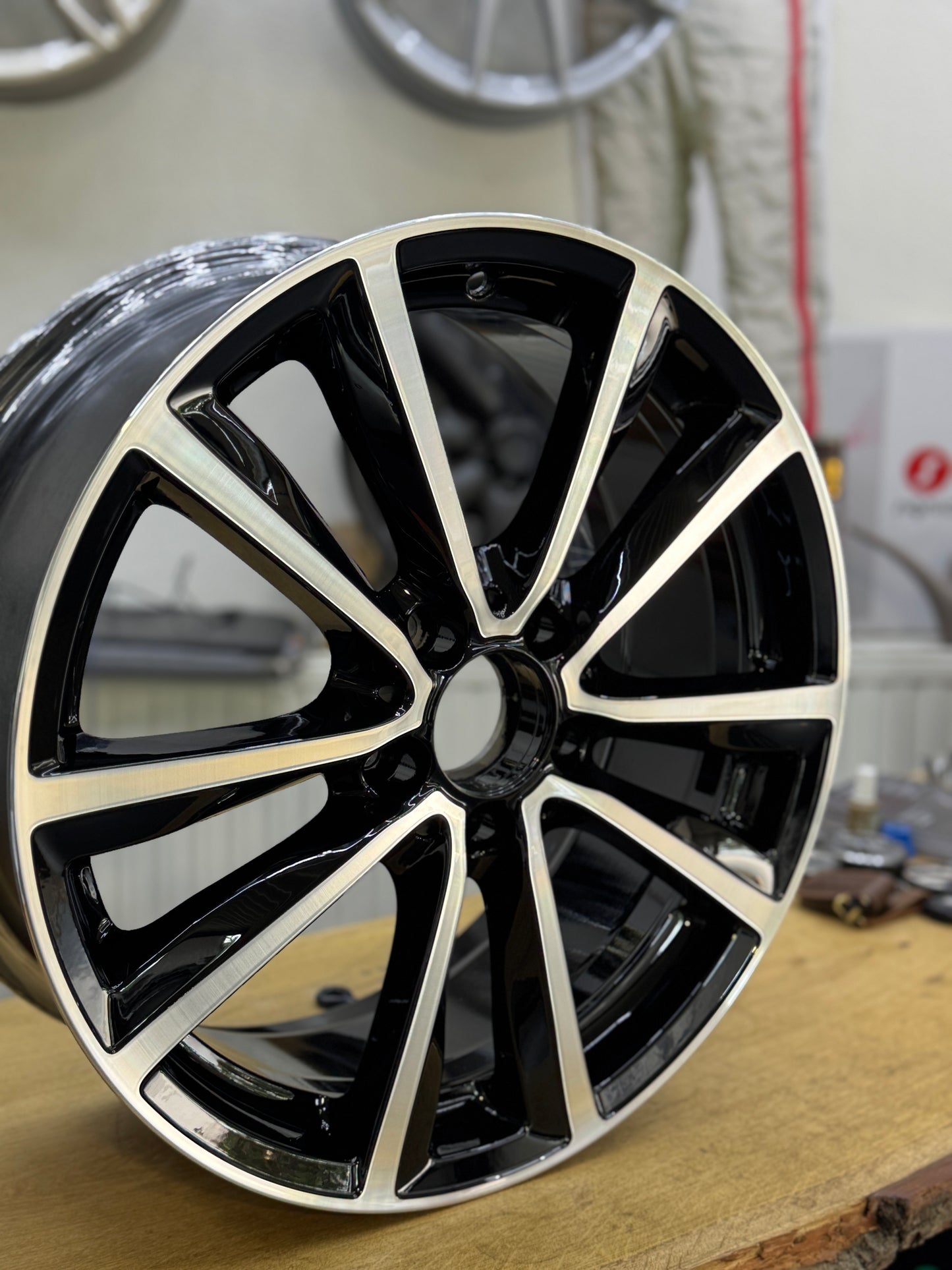 1x Mercedes B AMG Felge 7,5x18Zoll W176 A2464011602 schwarz