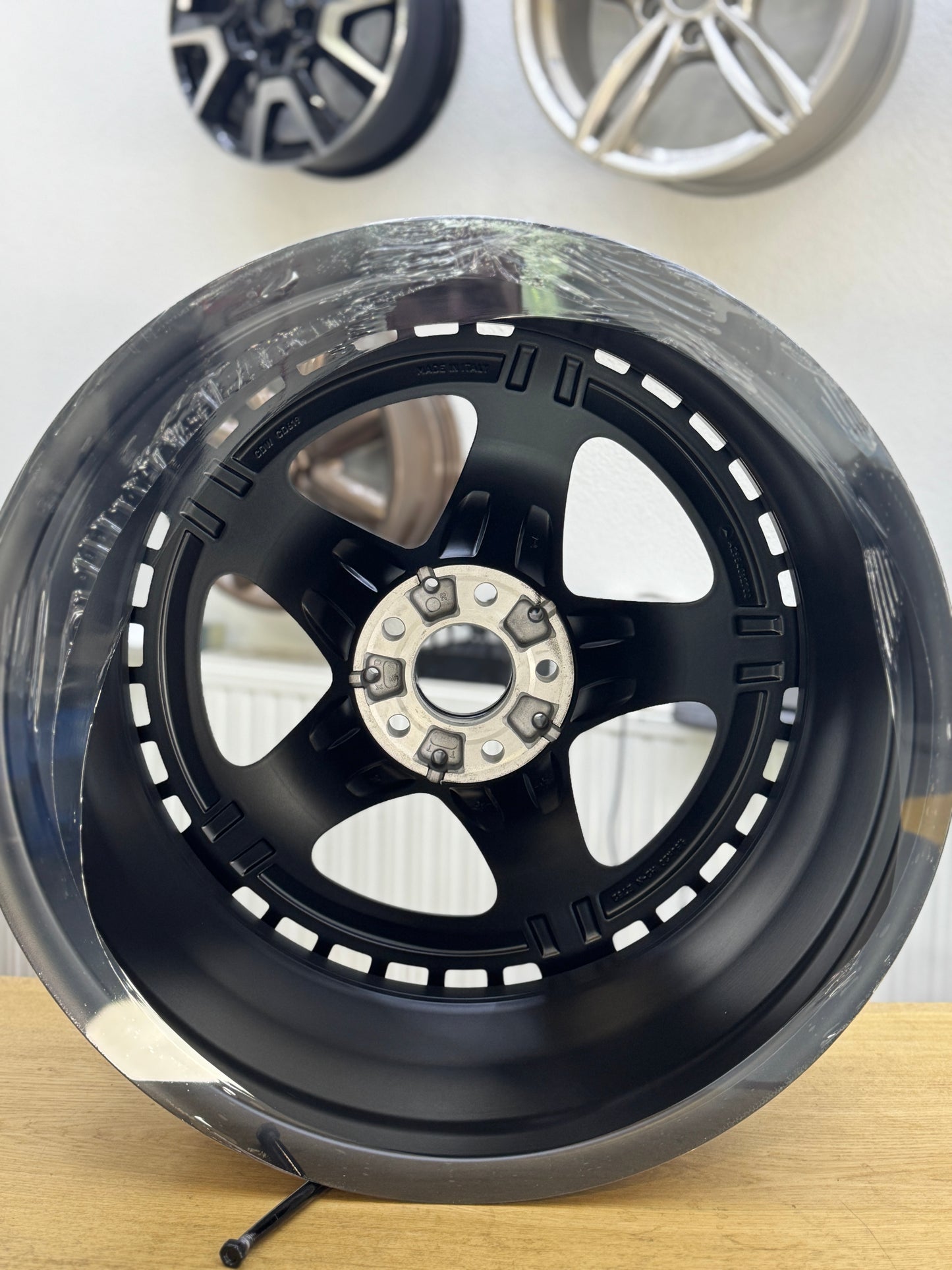 1x Mercedes EQE AMG Felge A2954012700 9,5x20" W295 VA schwarz