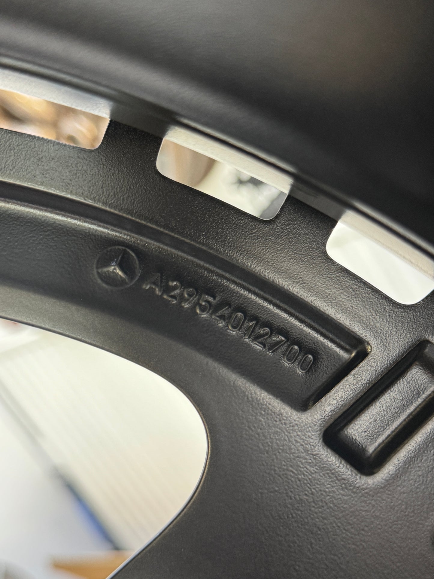 1x Mercedes EQE AMG Felge A2954012700 9,5x20" W295 VA schwarz