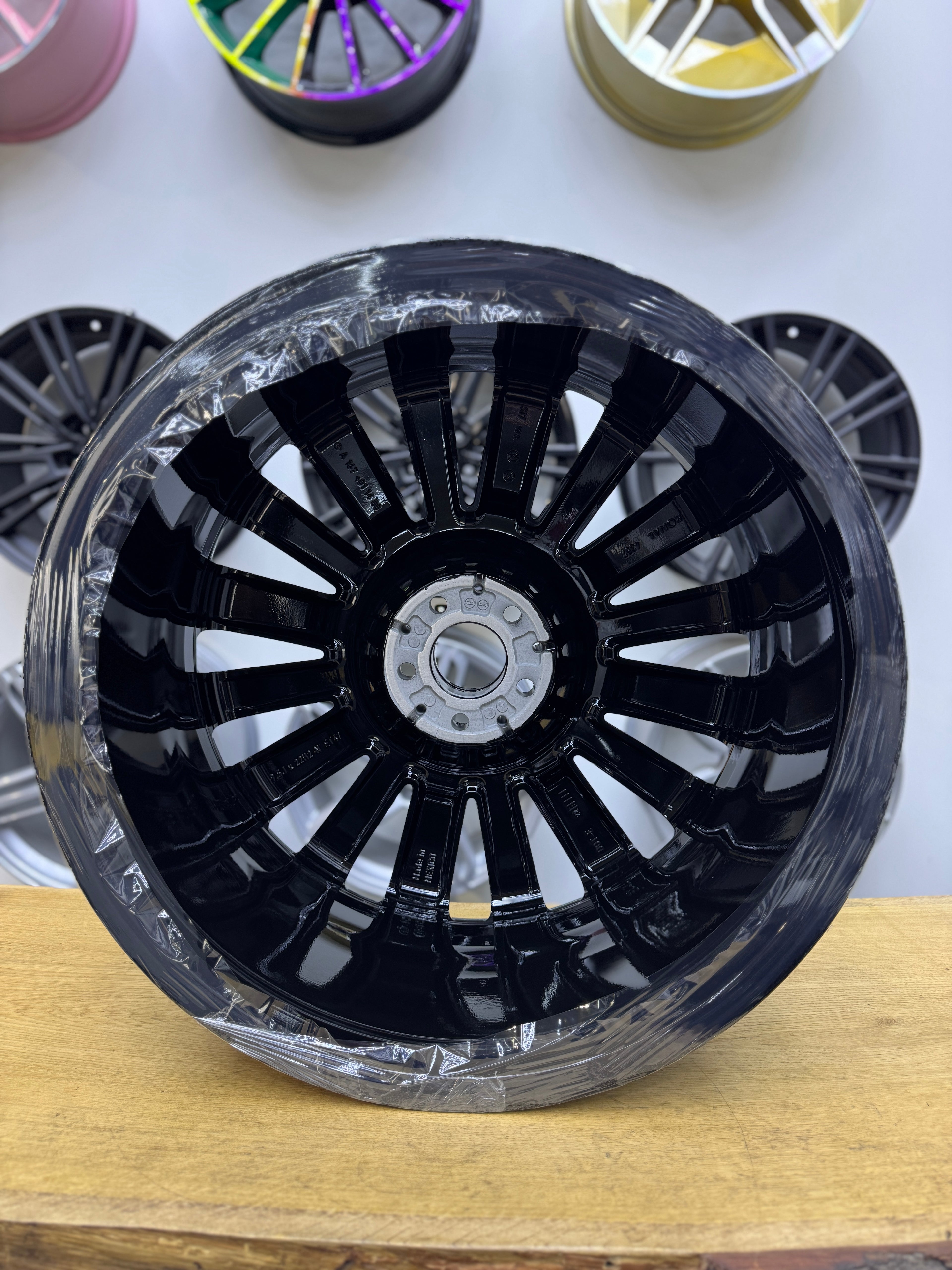 1x NEU Maybach GLS Felge A1674011400 Mercedes W240